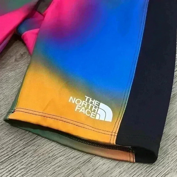 The North Face Girl’s Bike Shorts, Large (Size 12) - Picture 4 of 7